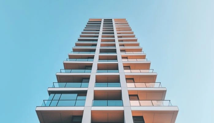 À quelle date l'obligation d'installer un thermostat programmable sera-t-elle effective ?